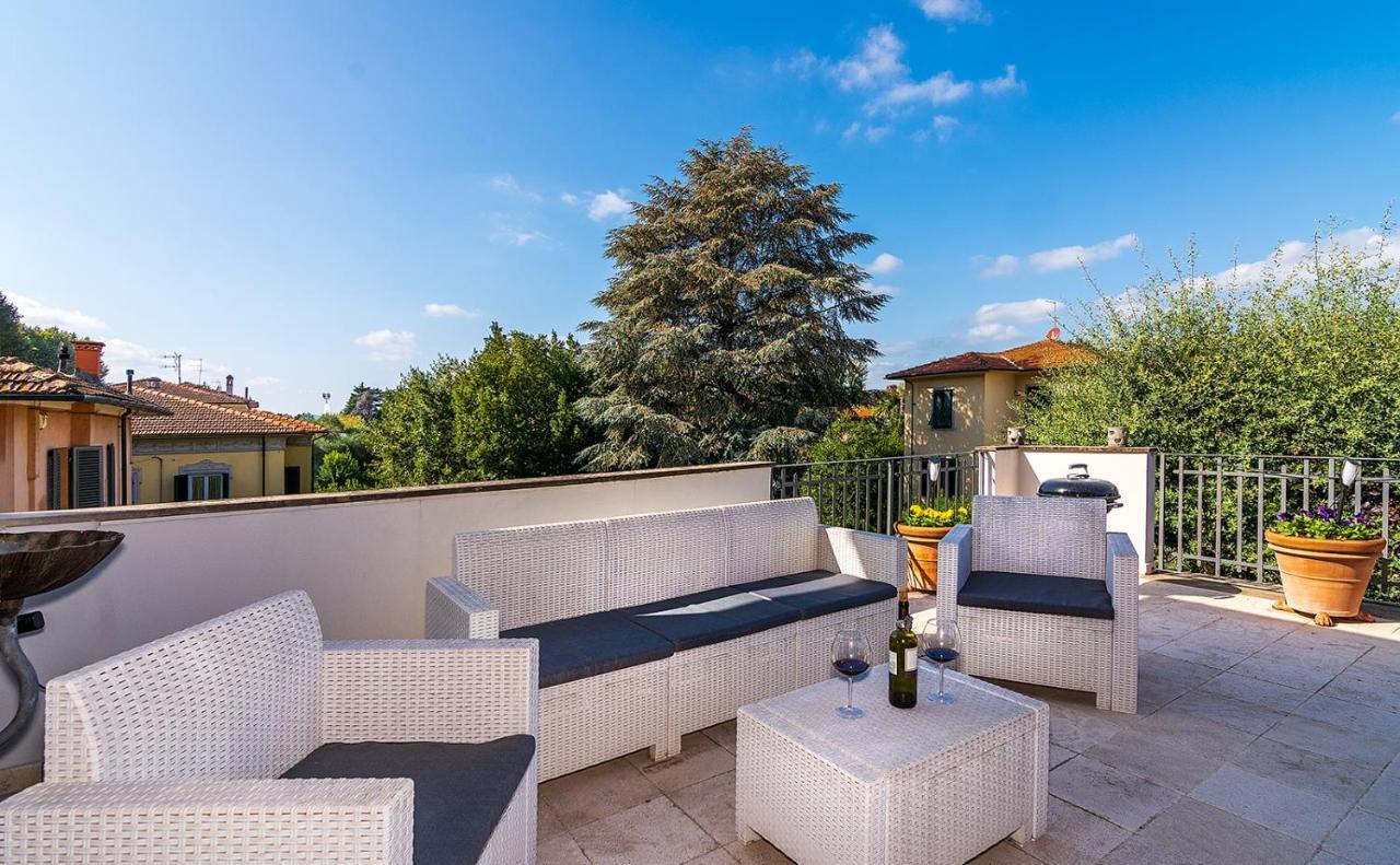 Villa Cecilia, Facing Lucca'S City Walls Esterno foto